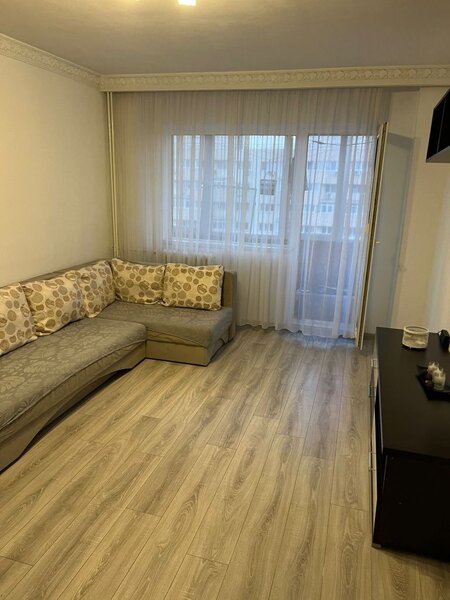 Pantelimon, Piata Delfinului,